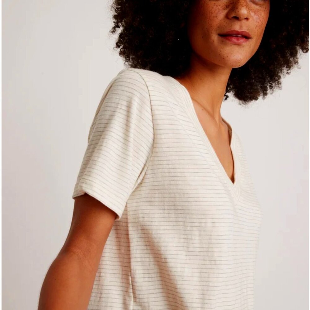 Marine Layers Boyfriend V-Neck Tee in Heather Grey Stripe